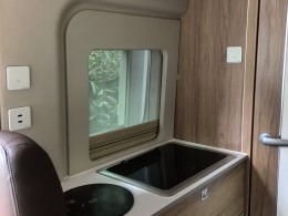 上汽大通MAXUS房车 2021款旅行家V100纵床