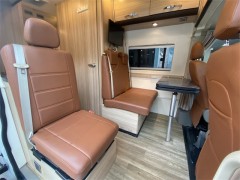 2018款 上汽大通 MAXUS 旅行家V80 原厂房车 V80B