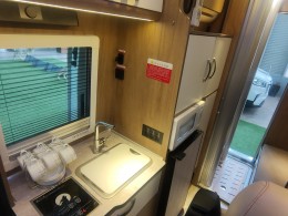 七狼 2021款加长轴超高顶房车