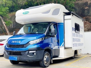 亚特 亚特双拓展进口底盘房车