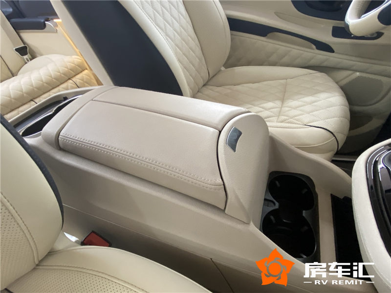 奔驰威霆商务七座202009031052278863