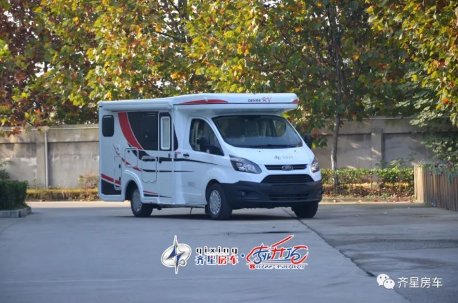2021款齐星浩运版FT2321-1(新全顺小C)房车图片