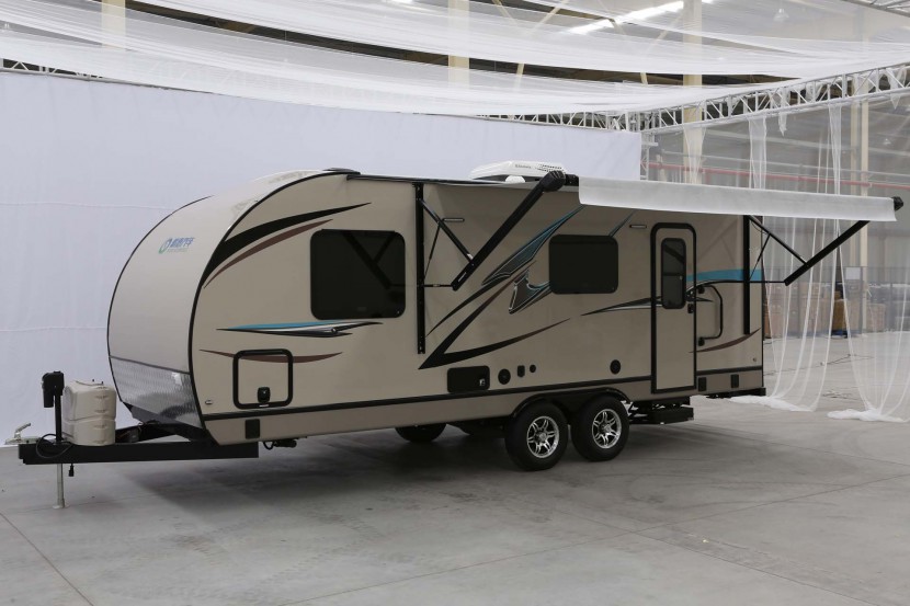 戴德隆翠A80拖挂式营地房车 21.8万元 ANDY7682