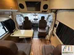 上汽大通 2017款上汽大通 RV80原厂 B型房车