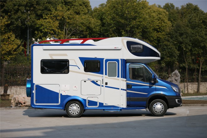 拓锐斯特依维柯C型欧尚II版TIC-611A 56.8万起 2E1A4512