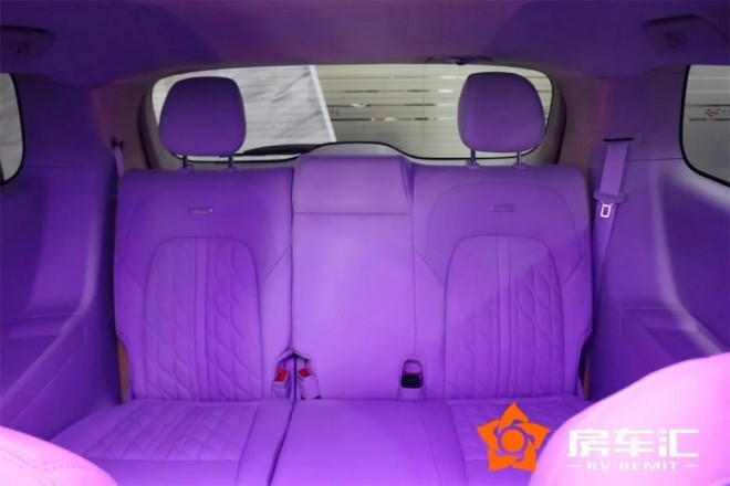 雅典娜版别克GL8商务车，改装后30来万气场翻倍！21.jpg