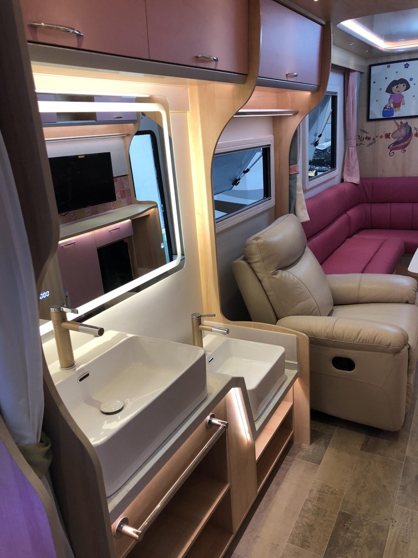 天晟房车10米营地房车  26.8万元 IMG_5942