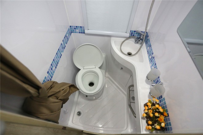 拓锐斯特依维柯C型欧亚版TIC-601 52万起 2E1A4851