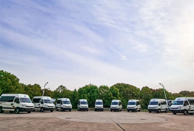 生活要有仪式感|直击拓锐斯特百台房车首批交车仪式现场