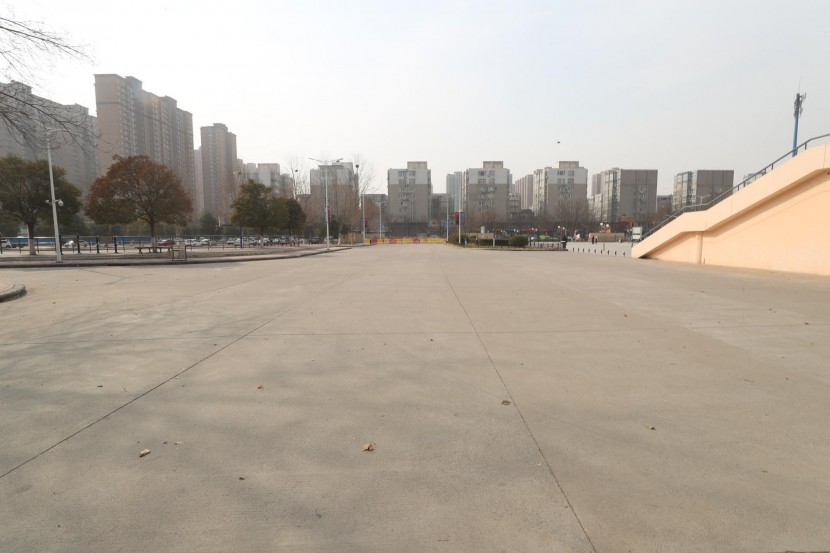 3.31郑州房车展场地河南省体育中心 WLH_3469