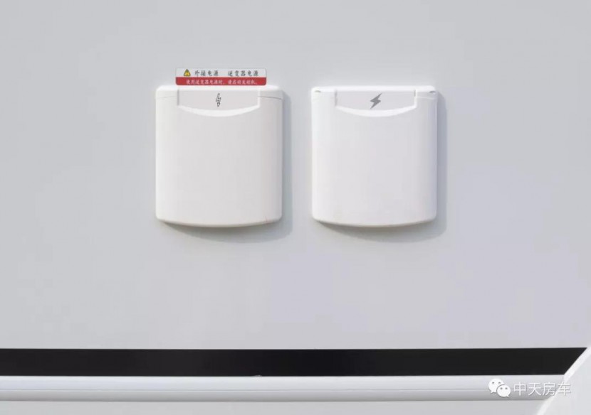 集成化水路电路，电动升降床，240L水箱，中天新季风T型畅游版正式亮相这款房车值得拥有4cc443a119ac4216bb4cb7ffe8db53a7