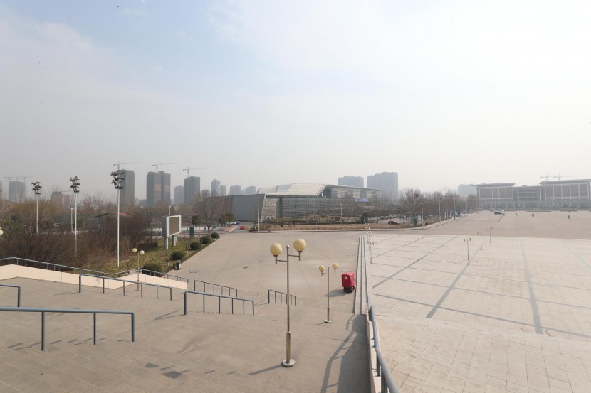 3.31郑州房车展场地河南省体育中心 WLH_2984