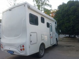 卫航房车 C