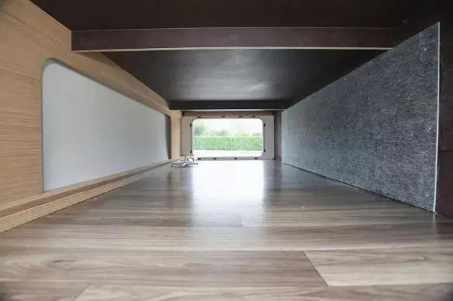 宇通T510上路拖挂(前横床布局)房车556c8596a6e2430c9edd5e131d97efad