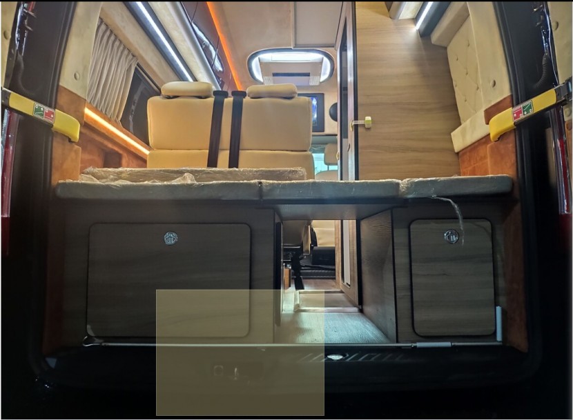 尚旅福特新全顺梦骑士豪华版，走到灯火通明，看遍世间辽阔bdca41c007b35e2af8386e92932dcd2b