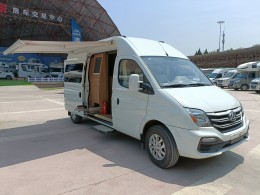 程力 国六大通V80长轴高顶