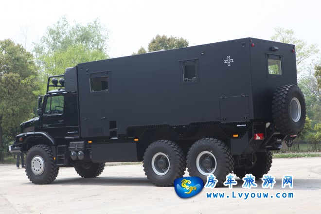 阿莫迪罗·赛托斯6X6ZETROS奔驰底盘系列