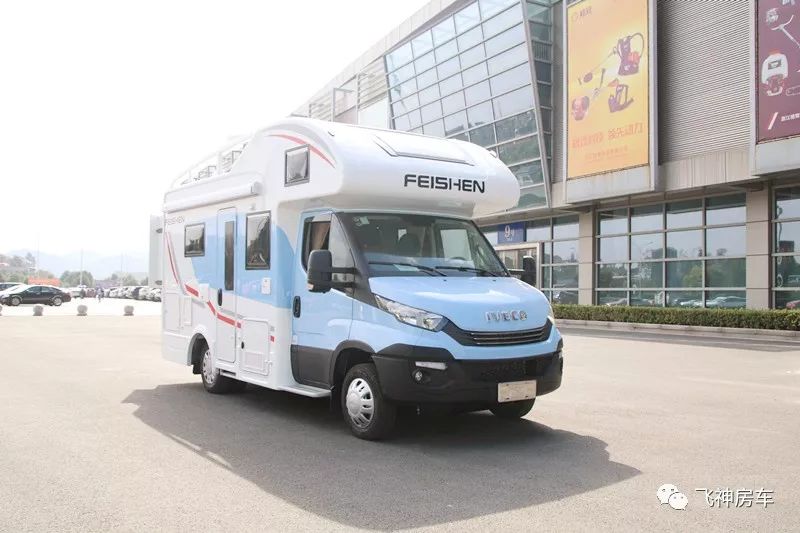 详解飞神2019款进口依维柯newdaily双拓展房车88万元