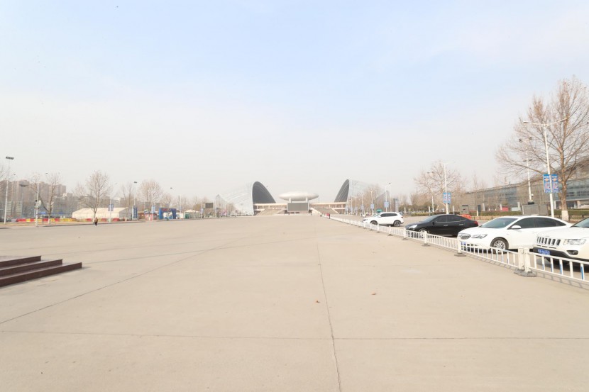 3.31郑州房车展场地河南省体育中心 WLH_3650