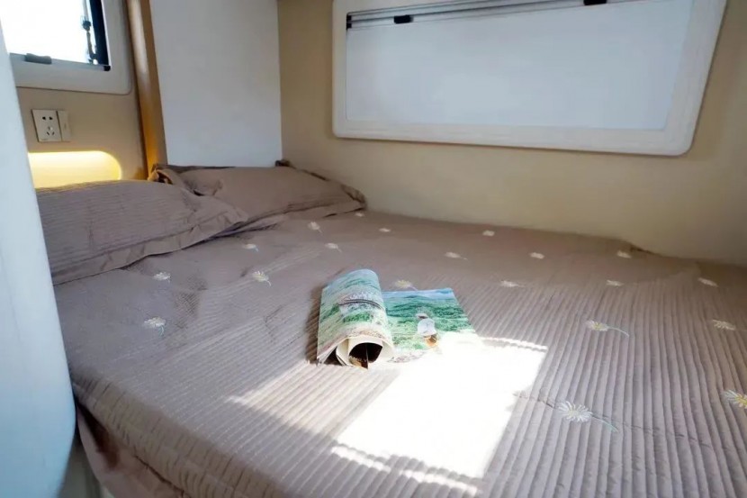 9月2日郑州房车展——中意房车极致双扩版，每个人都是旅行家！d467cbbb1a78759c3c4749f15af5e4c9