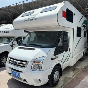 巨威房车 2018款福特全顺