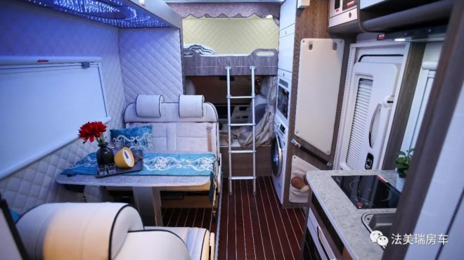 换新升级！法美瑞新能源房车2020款上市75e1706604bc430797df7d18279297da