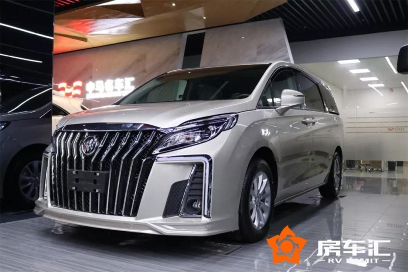雅典娜版别克GL8商务车，改装后30来万气场翻倍！2.jpg