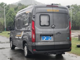 卫航 2021款V550 纵床