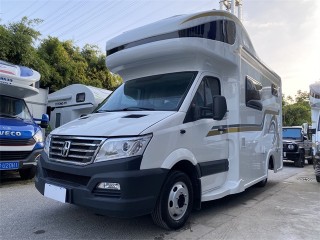 亚星 19款C型房车