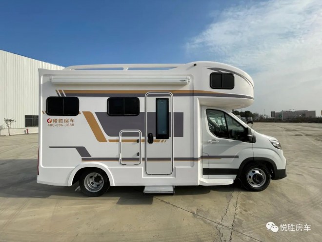 9.7郑州房车展：悦胜房车V90C房车，实用性极强819e9347e081b8a67a4f6cb90aed72286316