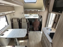 瑞弗房车 2020款V820