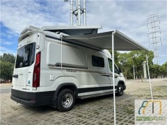 隆翠房车 2023款大通V90隆翠后双胎房车