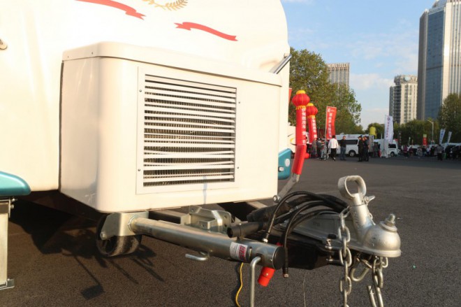 6.5洛阳房车展澳森房车新款糅合澳洲设计元素可上牌拖挂房车亮相cf72310490bf4a50b79a53aae0aeebe7