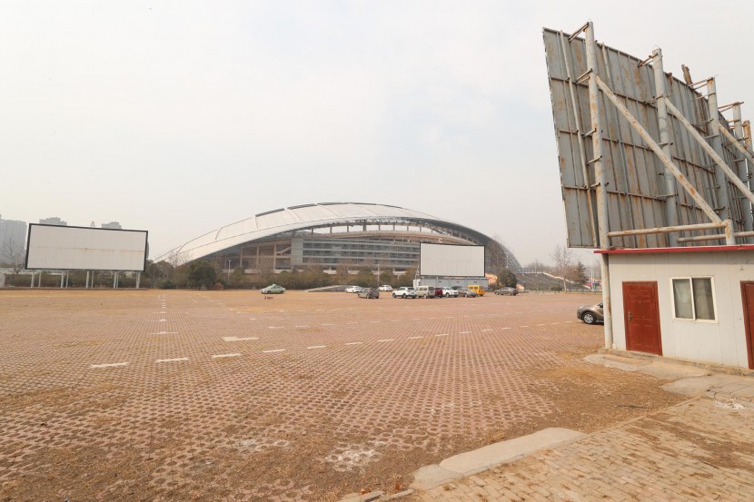 3.31郑州房车展场地河南省体育中心 WLH_2802