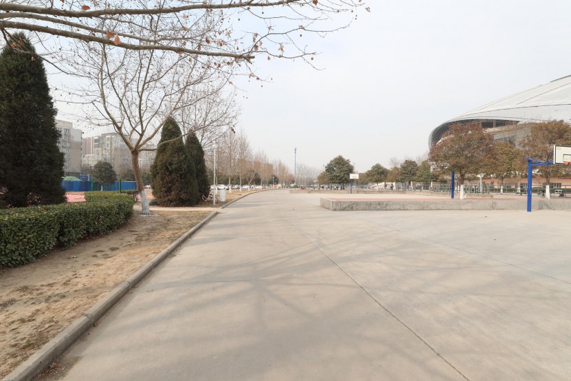 3.31郑州房车展场地河南省体育中心 WLH_3338