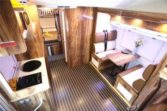 拓锐斯特双拓展房车秒杀，还剩最后一辆！抓紧上车！错过不再有！