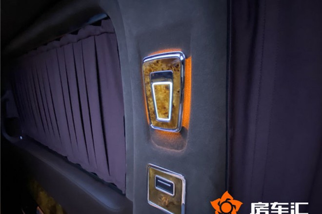 【圣母峰凯旋】奔驰商务车对坐（4+2）平顶全隔202009181455203392