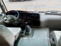 驾驶舱