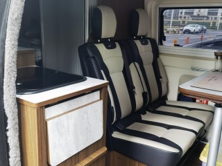 瑞弗房车 2020款R500
