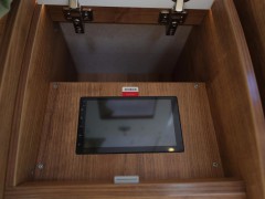WLH_6890