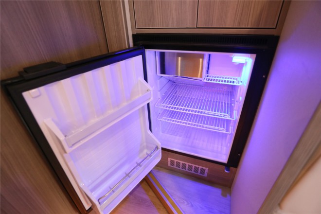 拓锐斯特依维柯C型欧尚II版TIC-611A 56.8万起 2E1A4680