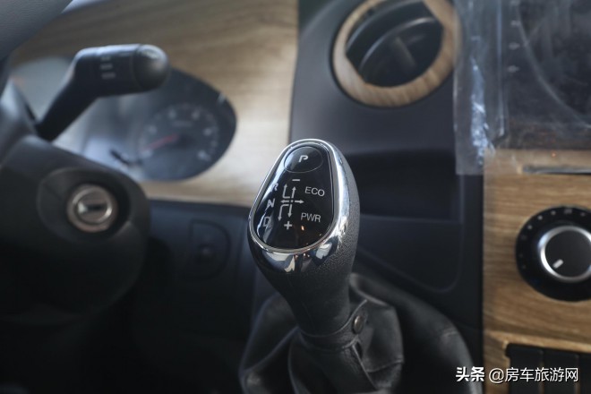 年终大促来袭!铂驰房车“大放价”!疯狂让利中,快来抢购吧~高水准设计及装配工艺,铂驰房车旅行家依维柯双拓展C型房车实拍