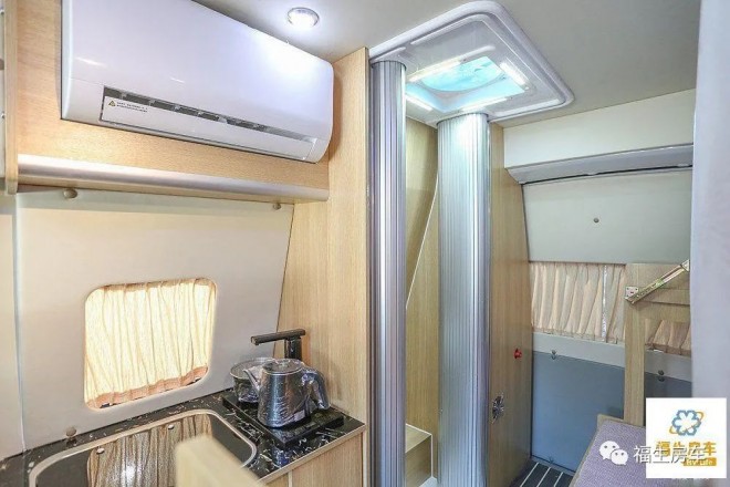 9月2日郑州房车展，福生高顶风景G9房车，乘车远望花遍野，驻足赏景遇知音！41dade8cdd178c789fb425853484c329