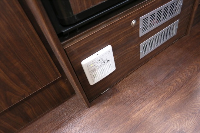 拓锐斯特依维柯C型畅游版TIC-620 55.8万起 2E1A5038