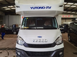 宇通 C330