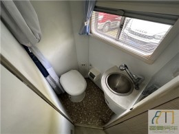 上汽大通 2018款上汽大通RV80柴油自动挡C型旅居房车