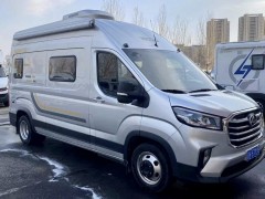 卫航房车 2021款V590 无中门
