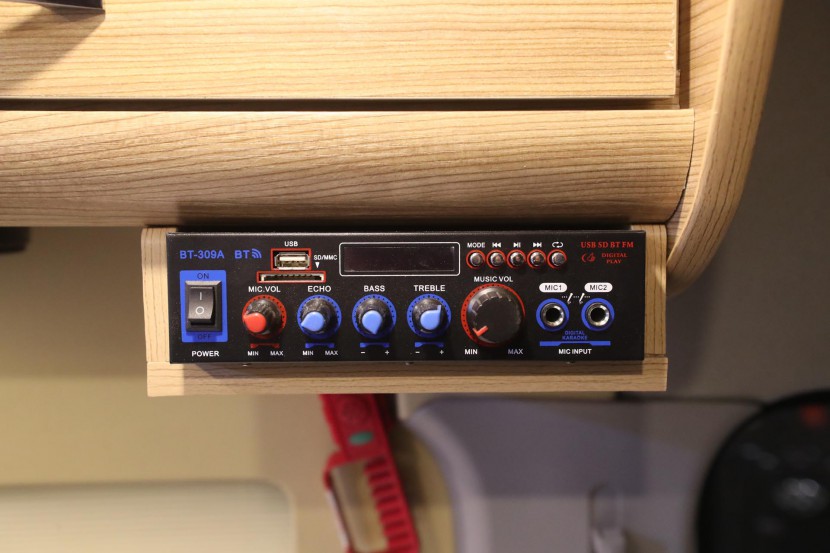 双景房车（国六）大通B型长轴高顶房车 25.8万元 WLH_4885