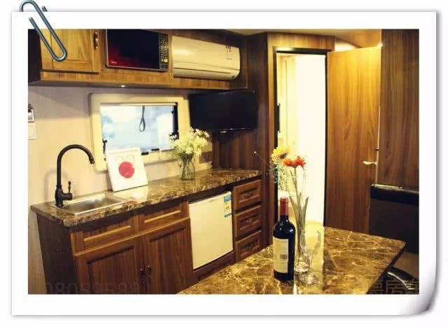 【赛德房车产品展示】8米营地拖挂房车641