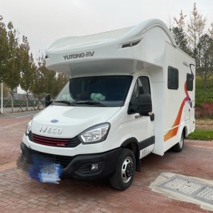 宇通 C330
